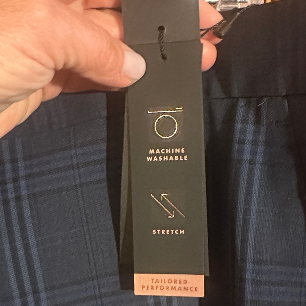 NWT Women’s Navy Plaid Dress Pants from Banana Republic, size 14 - Picture 4 of 7